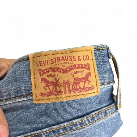 Levi's Blue Straight Leg Jeans with Vintage Distress - Picture 4 of 5
